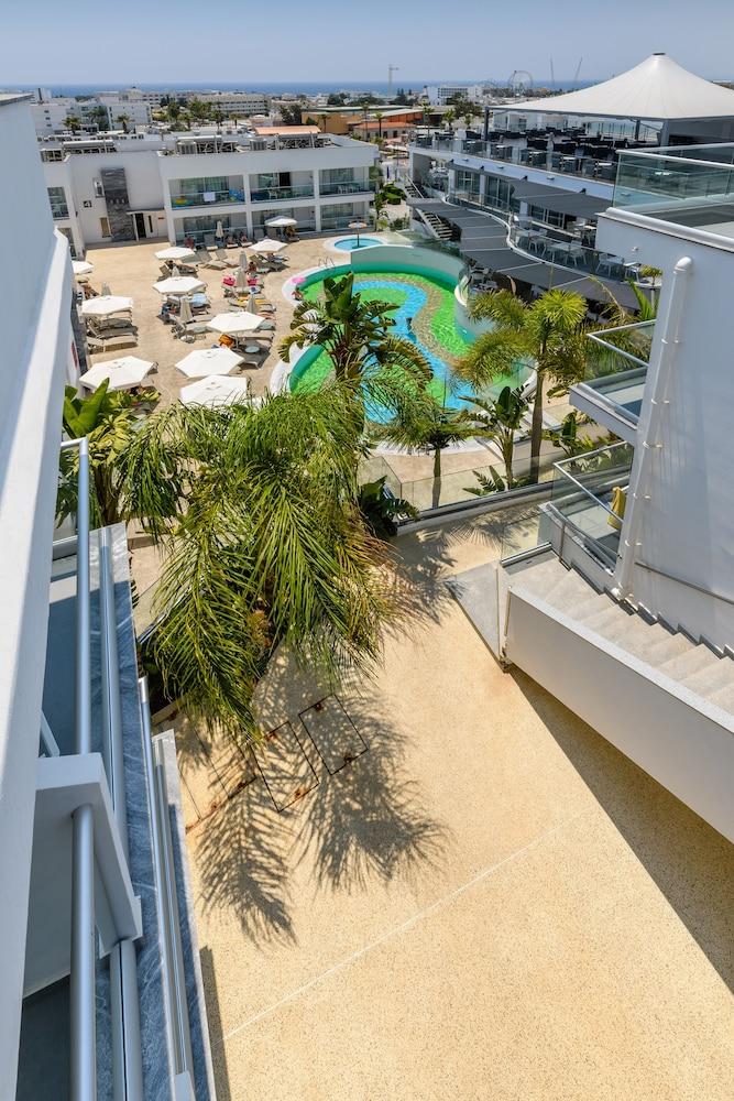 Tasia Maris Oasis Ayia Napa Exteriér fotografie