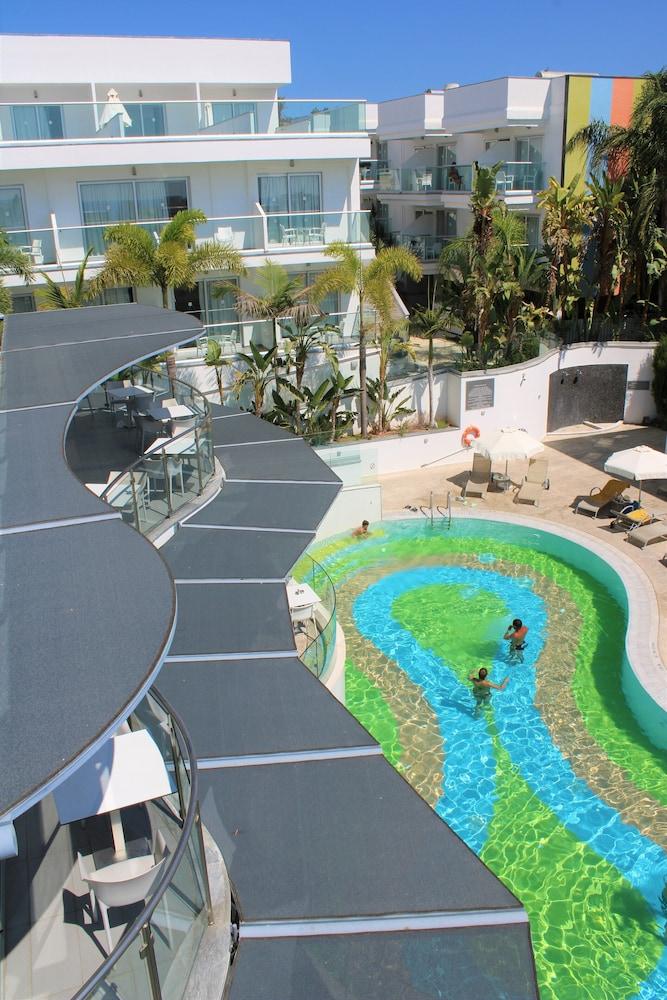 Tasia Maris Oasis Ayia Napa Exteriér fotografie